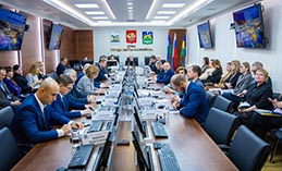 В Ханты-Мансийске обсудили меры поддержки участников СВО и их семей