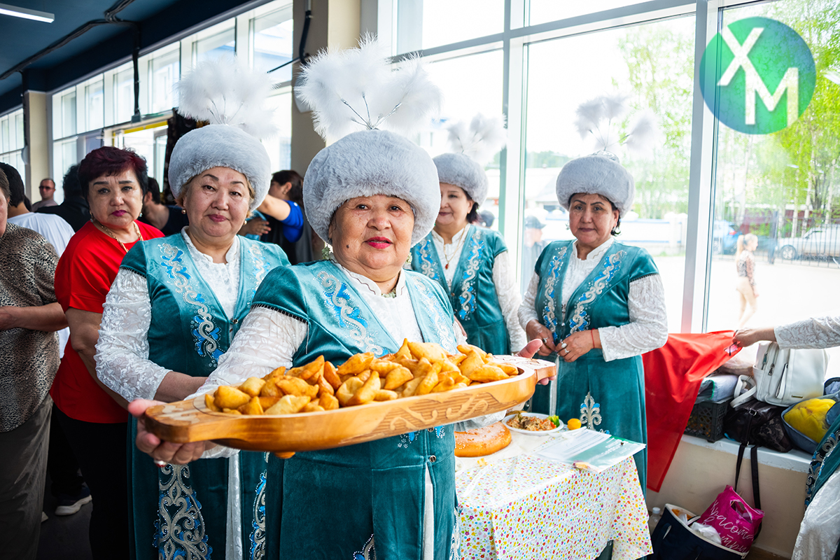 Праздник национальных культур в День России