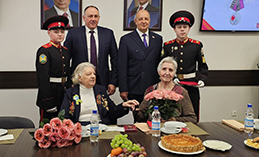Город самоотверженных людей!