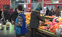 Сколько стоит накрыть новогодний стол в Ханты-Мансийске?