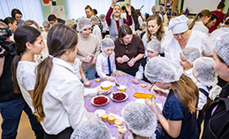 В школе №5 прошёл фестиваль «День здоровой еды»
