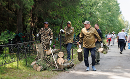 На Северном кладбище привели в порядок могилы ветеранов войны