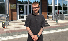 Воин из Ижевска подписывает контракт в Югре вслед за товарищем