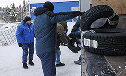 Новая партия гуманитарного груза отправилась бойцам