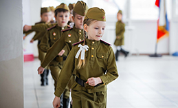 В Ханты-Мансийске прошёл смотр строя и песни «Аты-баты, шли солдаты!»