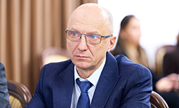 Директором Депэкономики Югры назначен Сергей Толстых
