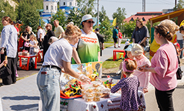 Благотворительная ярмарка прошла в детском саду «Ёлочка»