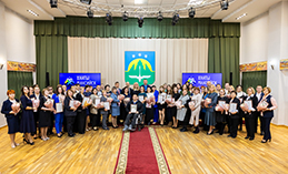 В КДЦ «Октябрь» чествовали жителей окружной столицы