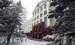 Виктор Гамузов занял должность директора деппромышленности Югры