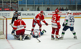 «Югра» обыграла «Молот» и «Ижсталь» в выездных матчах