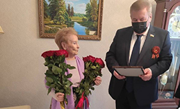 «ЕР» и «Волонтёры Победы» поздравят фронтовиков с наступающим 9 мая 