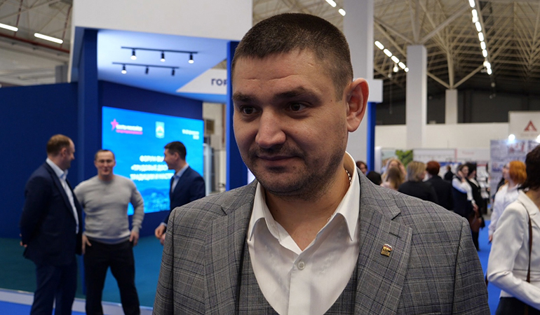 Артём Меньщиков.jpg